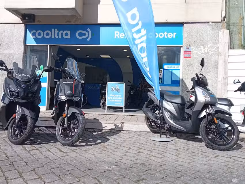 Cooltra Porto | Aluguel de motocicleta por dias e meses em Porto