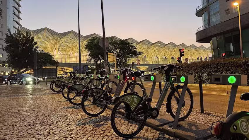 Esta&ccedil;&atilde;o Bicicletas Gira 104 &ndash; Gare do Oriente