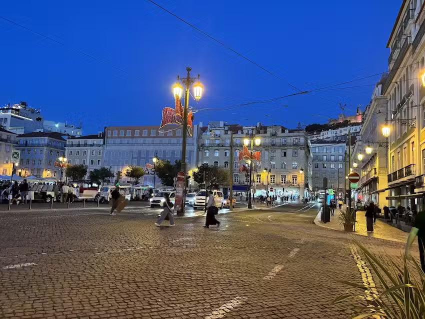 Esta&ccedil;&atilde;o Bicicletas Gira 222 Pra&ccedil;a da Figueira