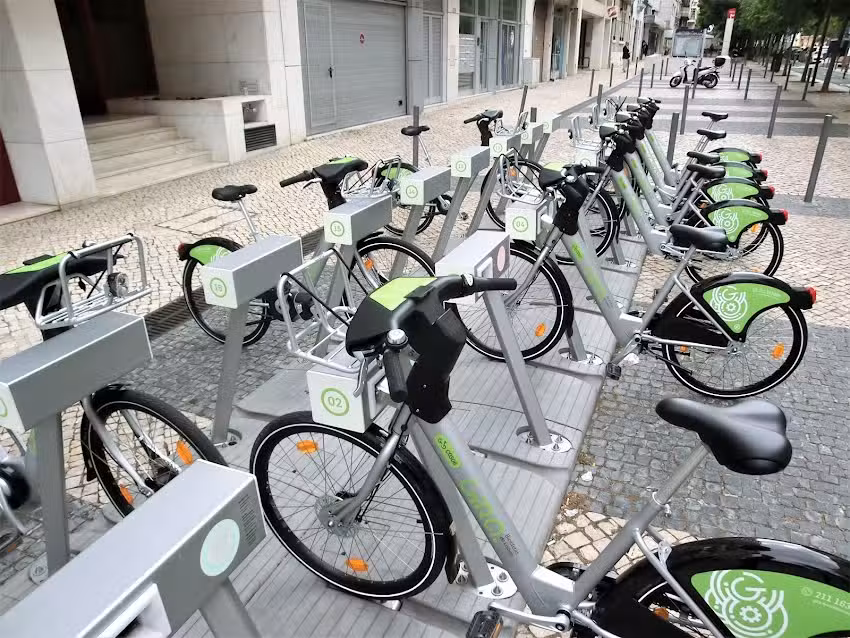 Esta&ccedil;&atilde;o Bicicletas Gira 414 &ndash; Av. Duque de &Aacute;vila / Rua Pinheiro Chagas