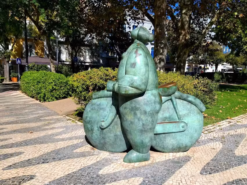 Menina com Bicicleta, de Jo&atilde;o Duarte