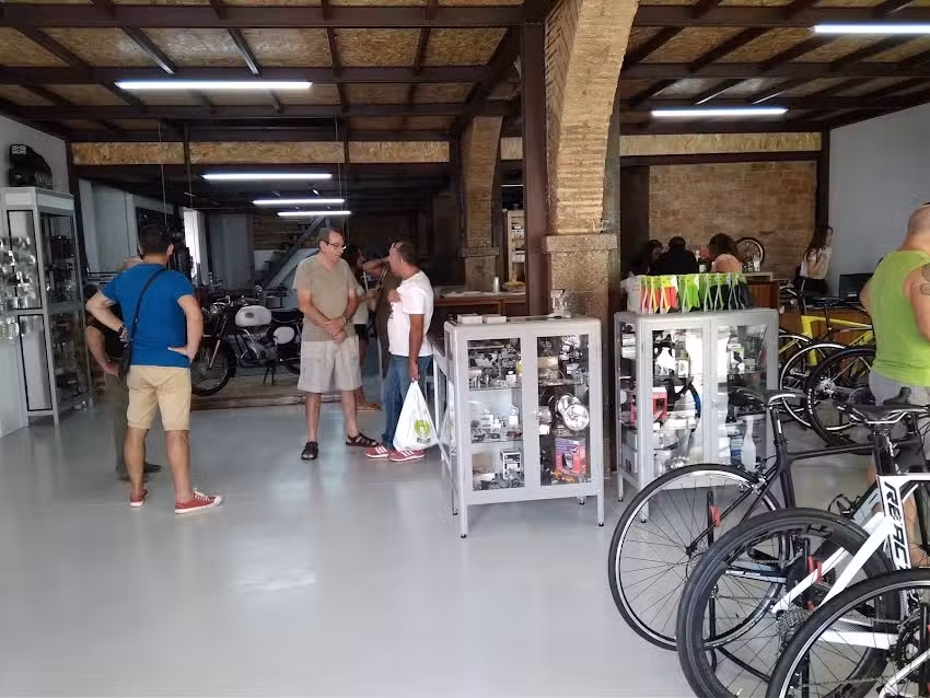 On The Rocks Bike Shop
