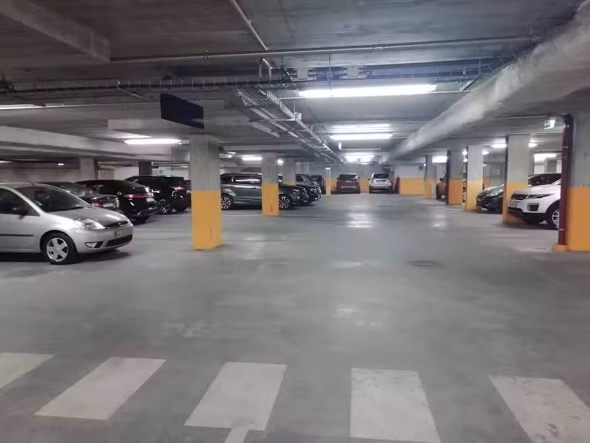 Parque Cl&iacute;nica CUF Almada