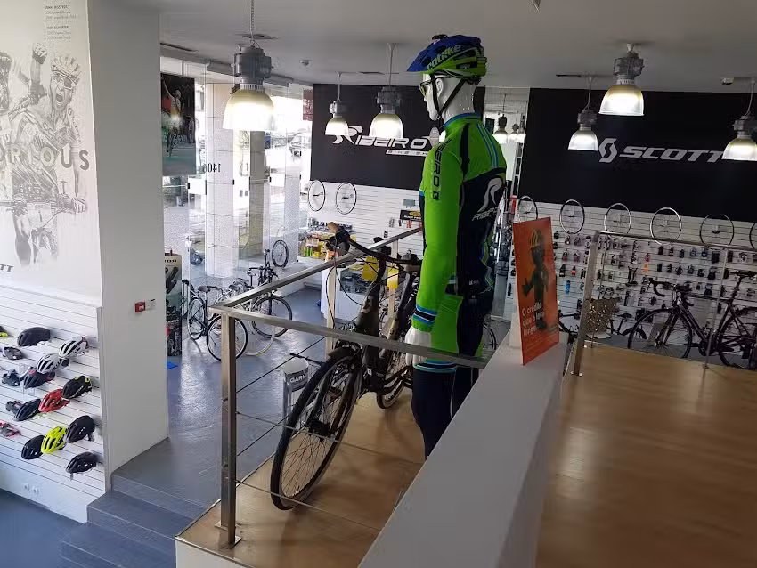 Ribeiro&acute;s Bike Shop &ndash; Porto