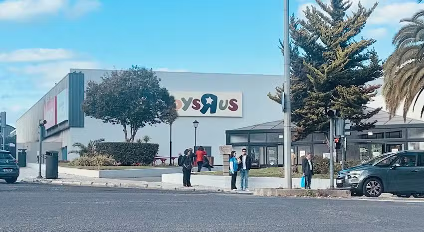 Toys&rdquo;R&rdquo;Us Telheiras